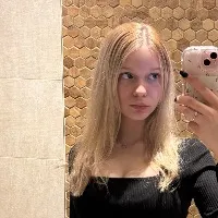 Emma T.